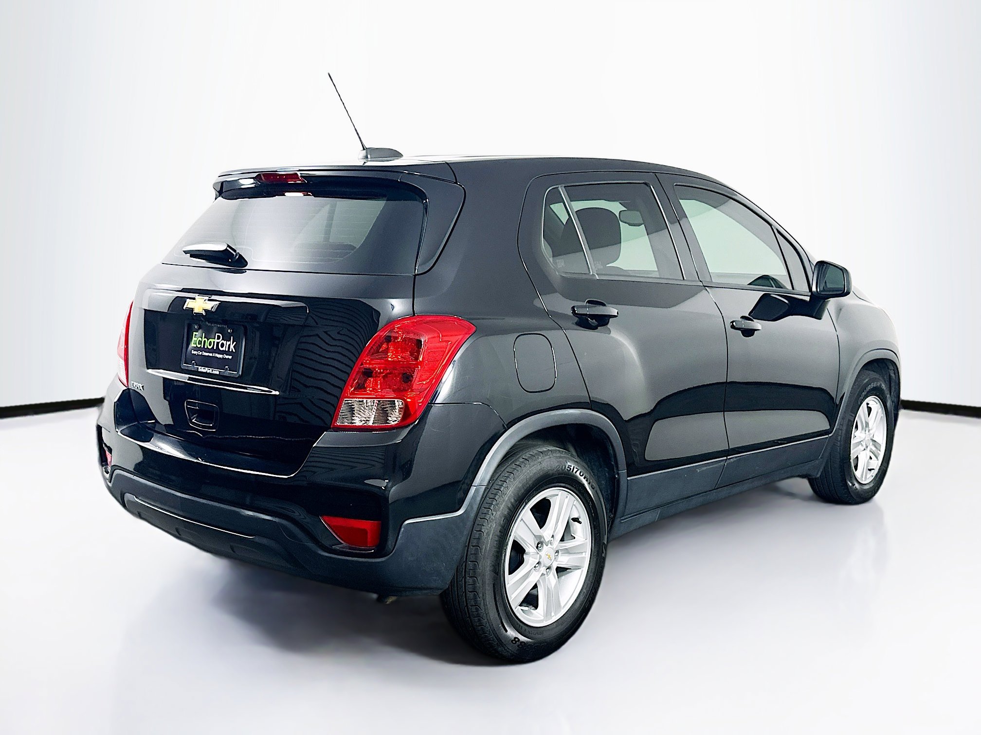 Used 2020 Chevrolet Trax LS image 9