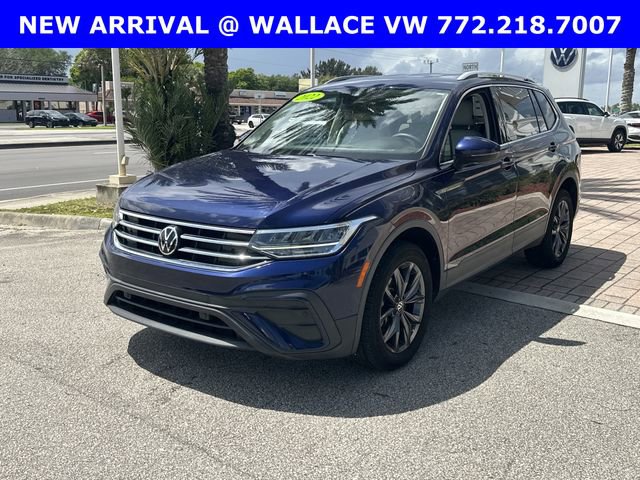 Certified 2022 Volkswagen Tiguan SE image 3