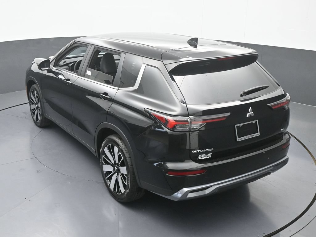 New 2026 Mitsubishi Outlander SE FWD image 59