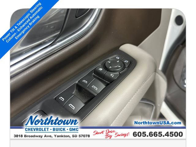 Used 2023 GMC Yukon SLT w/ SLT Premium Package AWD/4WD image 12