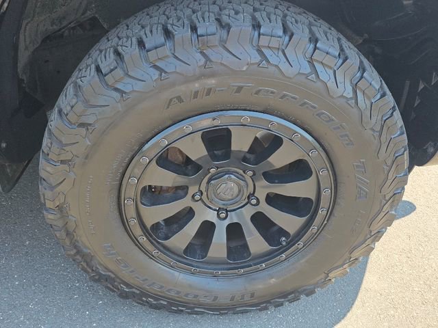 Used 2018 Toyota Sequoia TRD Sport AWD/4WD image 9
