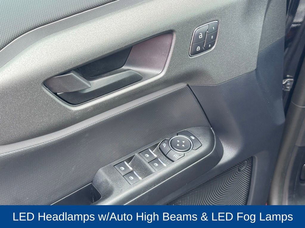 Used 2025 Ford Bronco Sport Badlands image 11