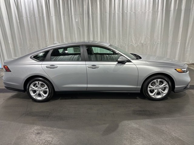 New 2025 Honda Accord LX image 2