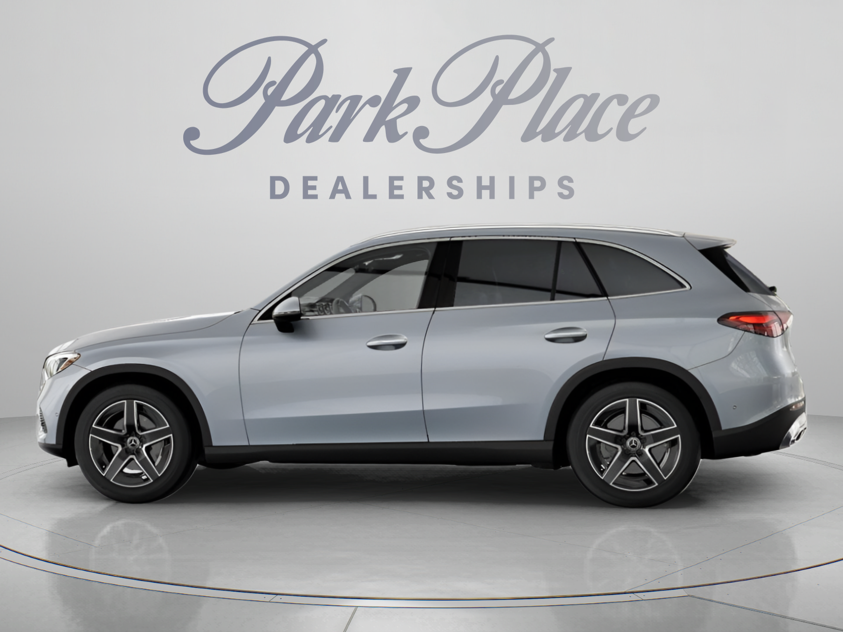 Used 2026 Mercedes-Benz GLC 300 image 8
