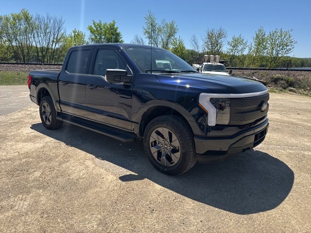 New 2025 Ford F150 Lightning Flash image 8