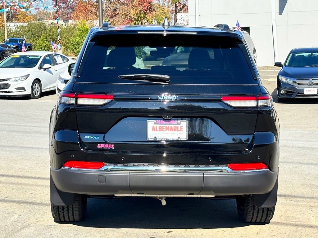 Used 2024 Jeep Grand Cherokee Limited 4xe w/ MOPAR Finishing Package AWD/4WD image 10