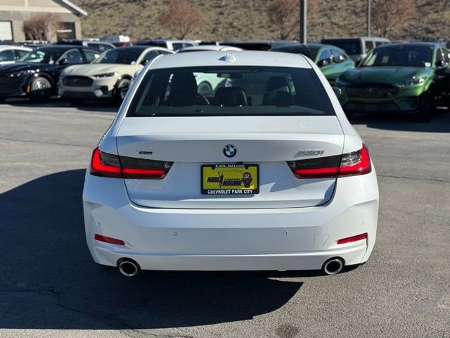 Used 2025 BMW 330i xDrive Sedan AWD/4WD image 4