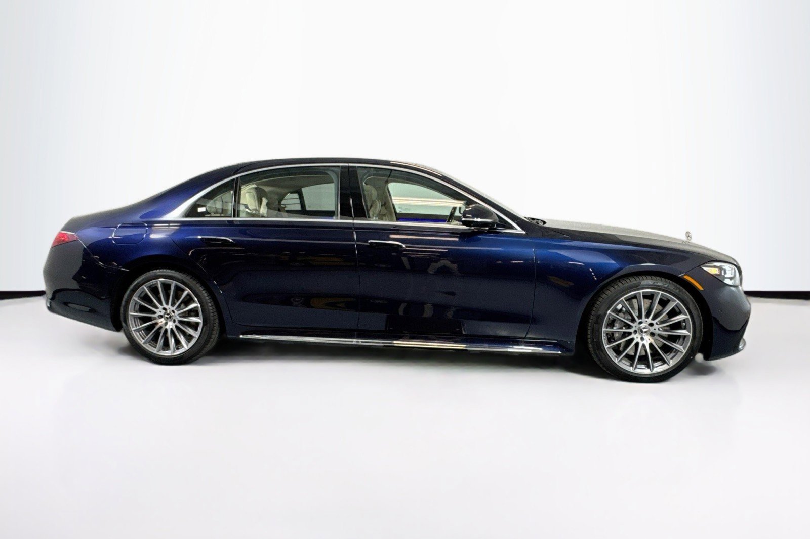 New 2026 Mercedes-Benz S 580 4MATIC Sedan image 4