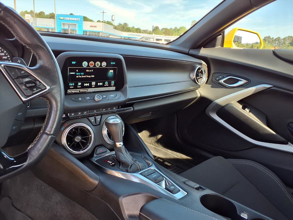 Used 2018 Chevrolet Camaro SS image 24