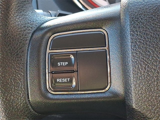 Used 2013 Dodge Grand Caravan SE image 24