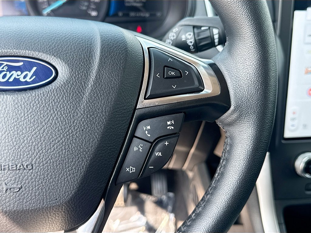 Used 2024 Ford Edge SEL w/ Convenience Package AWD/4WD image 10