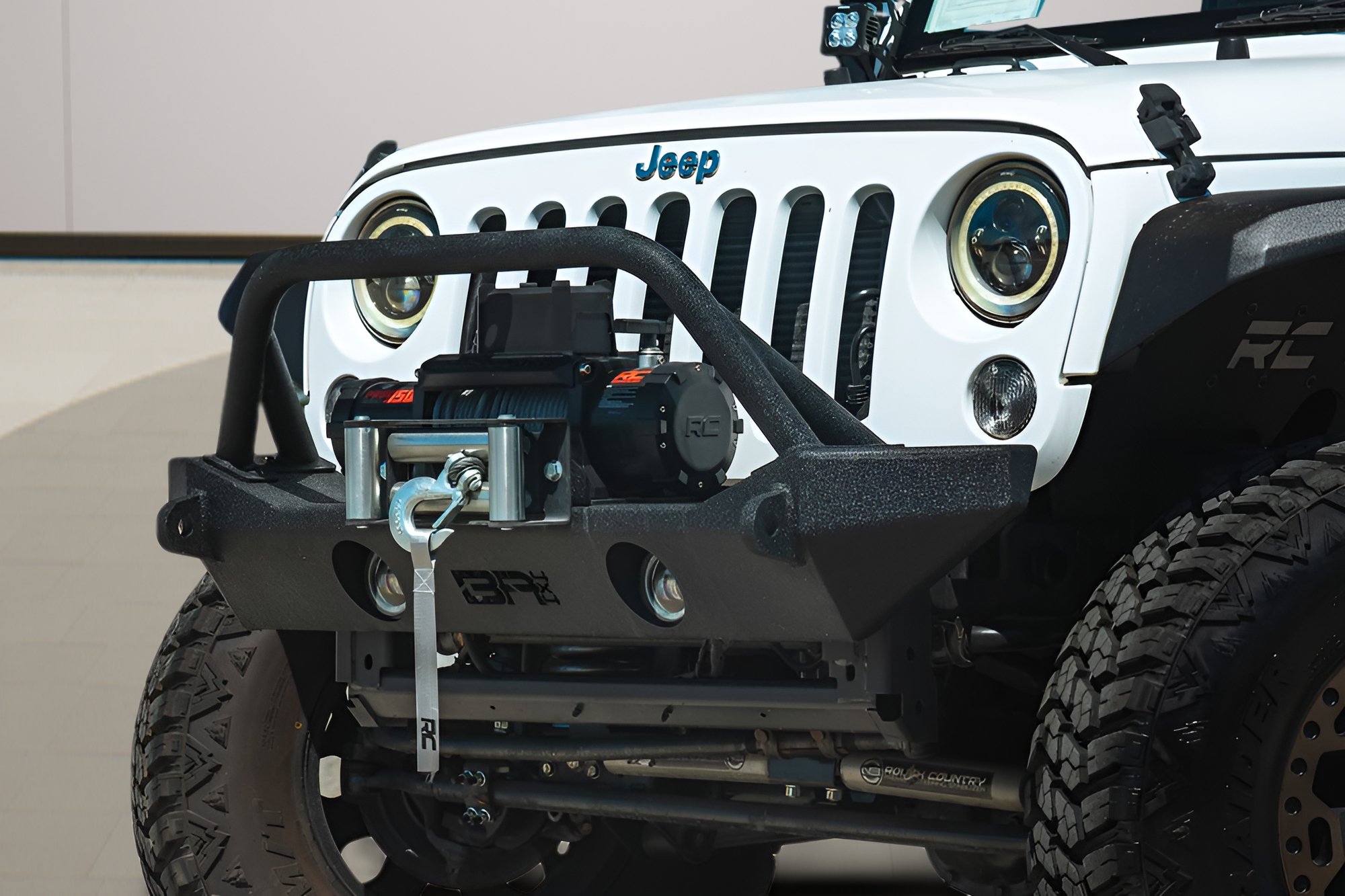 Used 2018 Jeep Wrangler Unlimited Sport S AWD/4WD image 34