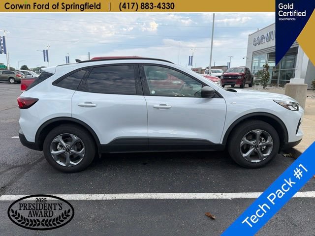 Certified 2025 Ford Escape ST-Line w/ Tech Pack #1 AWD/4WD image 5