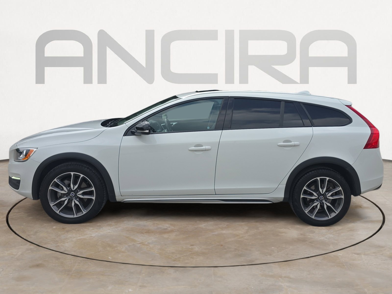 Used 2018 Volvo V60 T5 Cross Country w/ Convenience Package AWD/4WD image 7