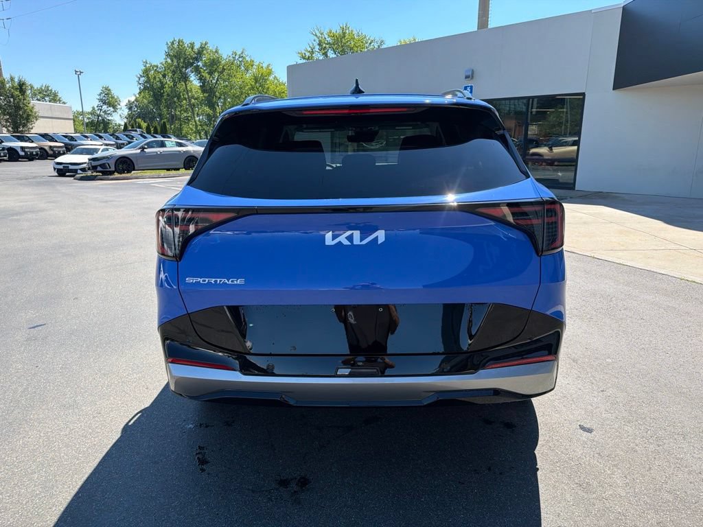 New 2026 Kia Sportage SX FWD image 9