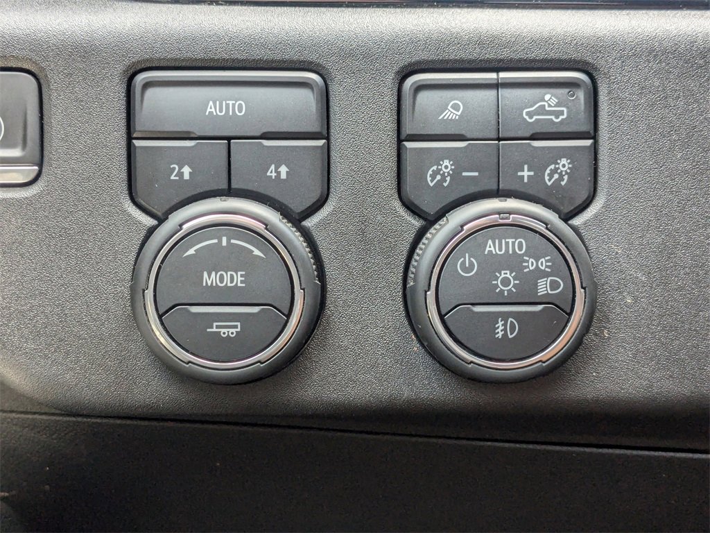 Used 2023 Chevrolet Silverado 1500 LTZ image 29