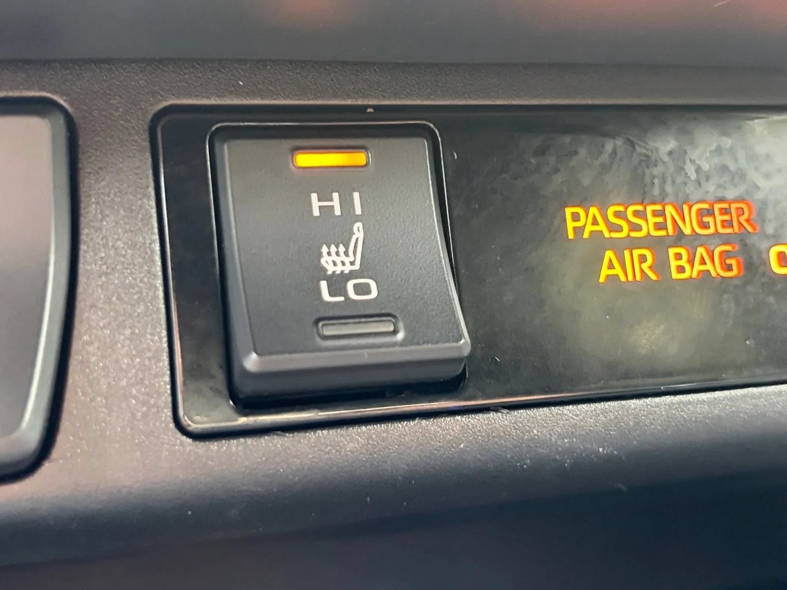 Used 2021 Toyota RAV4 XSE w/ XSE Grade Weather Package AWD/4WD image 24