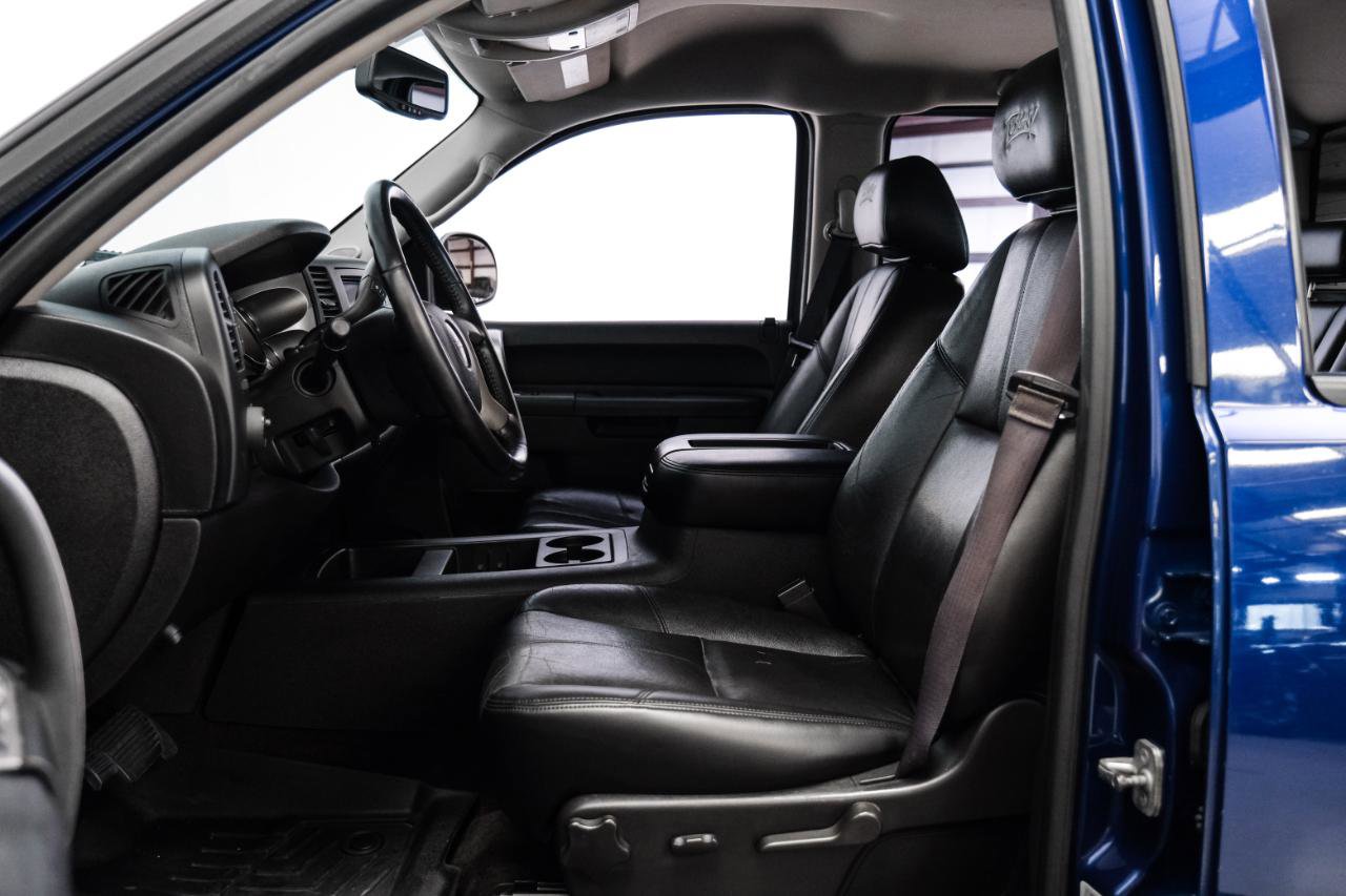 Used 2013 GMC Sierra 1500 SLE w/ Power Tech Package image 4