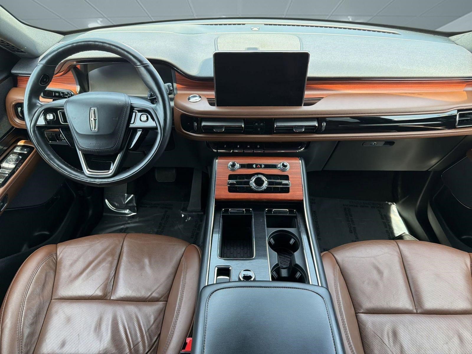 Used 2024 Lincoln Aviator Reserve w/ Equipment Group 201A AWD/4WD image 14