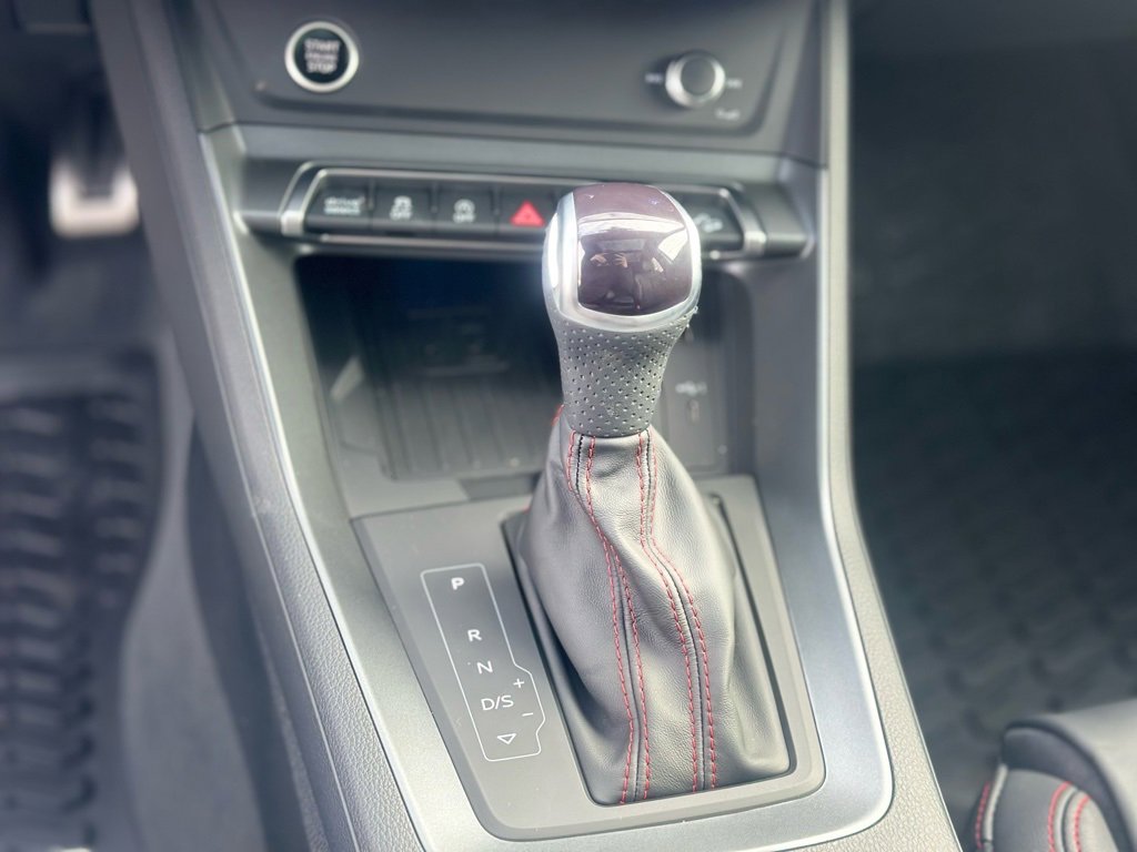 Used 2025 Audi Q3 2.0T Premium Plus image 17