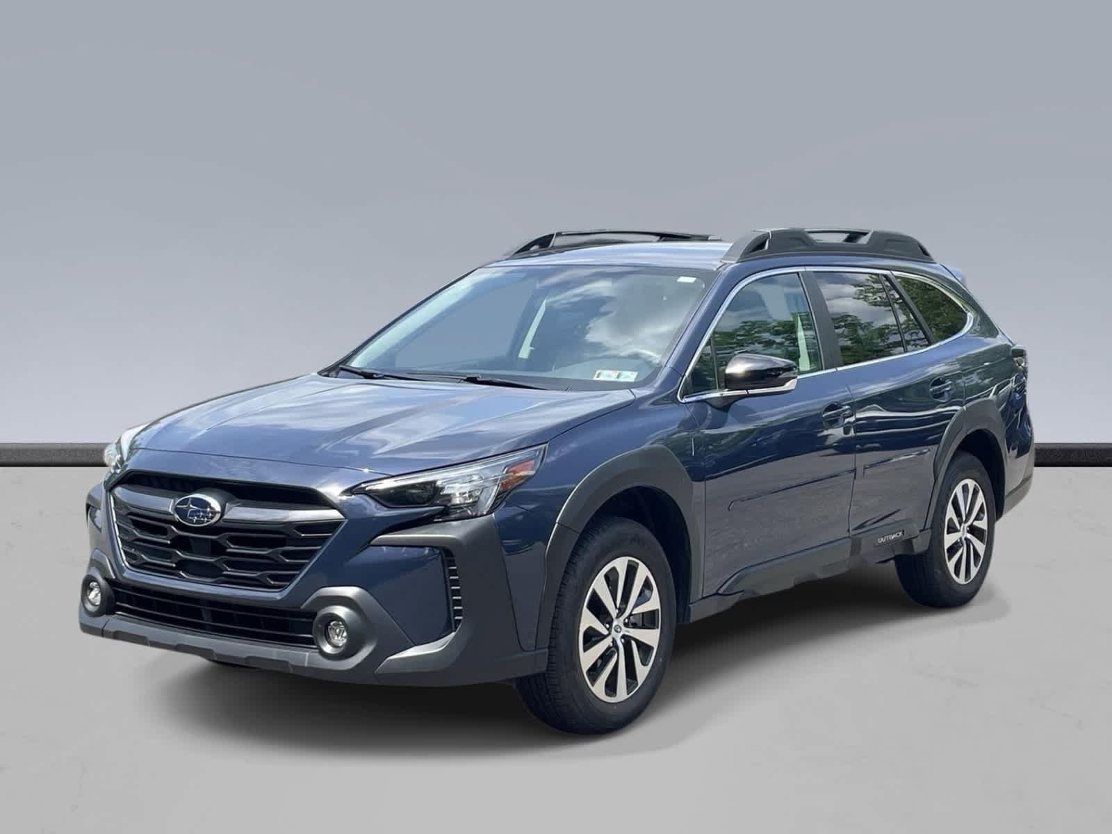 Certified 2025 Subaru Outback Premium AWD/4WD image 1