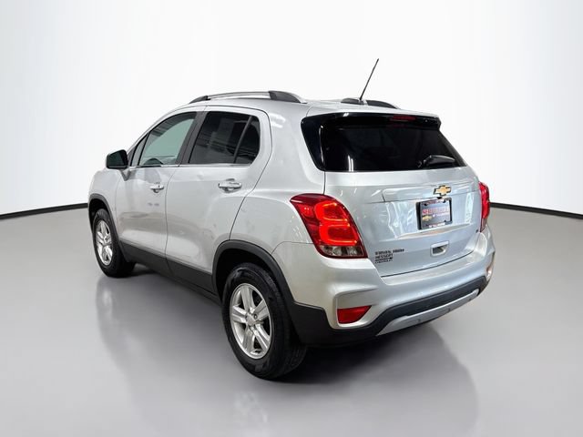 Used 2018 Chevrolet Trax LT w/ LT Convenience Package AWD/4WD image 8