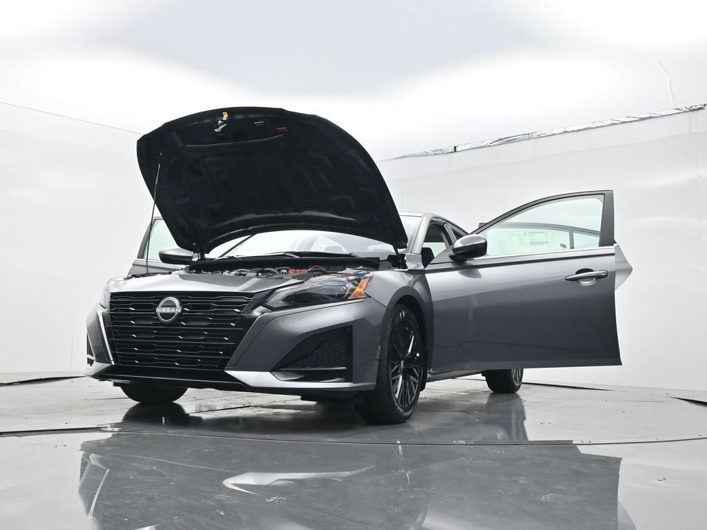 New 2026 Nissan Altima 2.5 SV FWD image 29