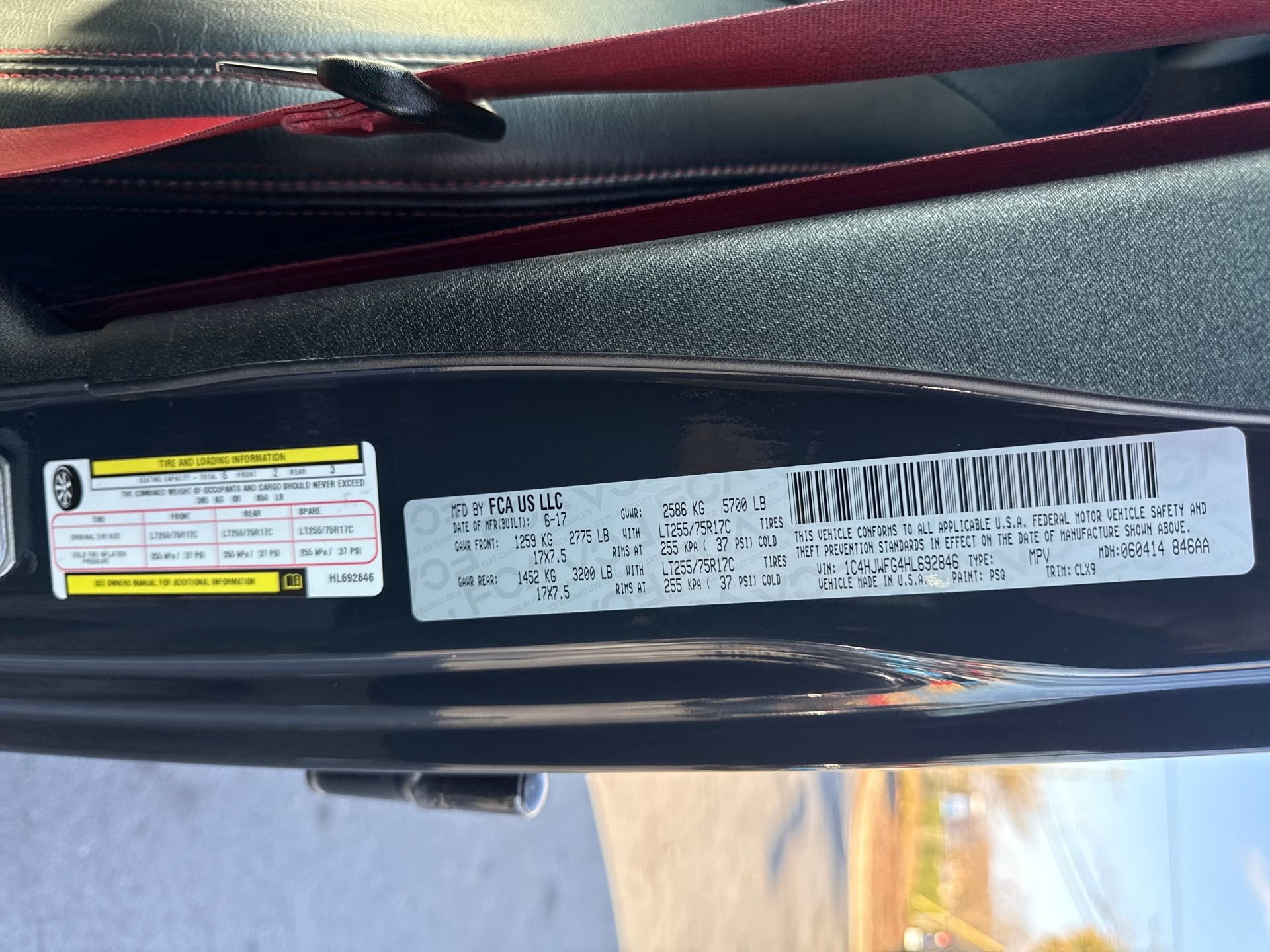 Used 2017 Jeep Wrangler Unlimited Rubicon image 29