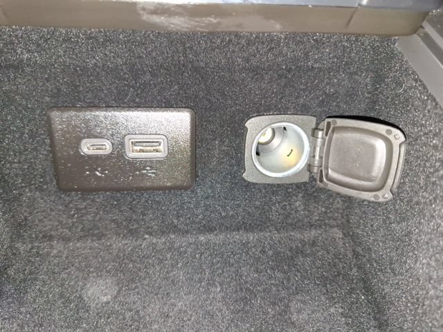 Used 2025 Cadillac XT4 Premium Luxury FWD image 29