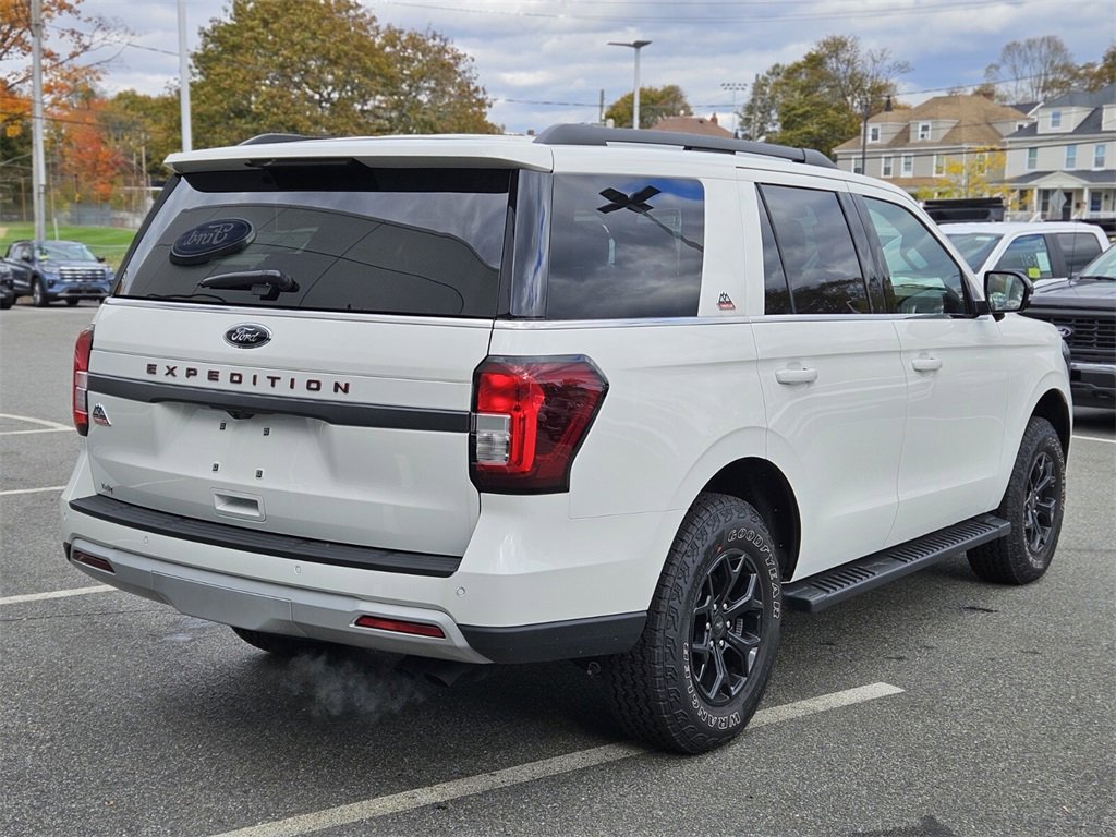 New 2024 Ford Expedition Timberline image 5