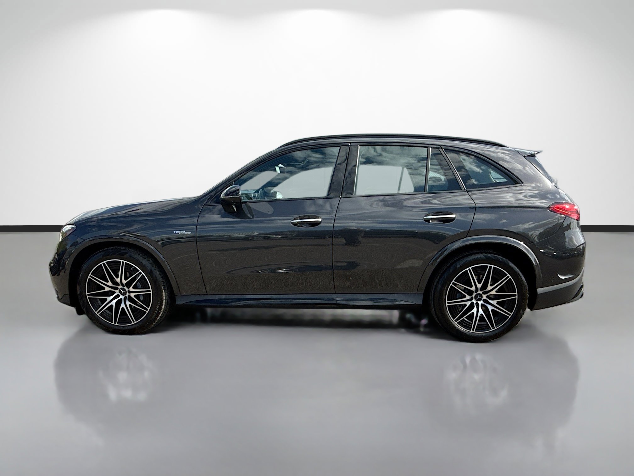 Used 2024 Mercedes-Benz GLC 43 AMG 4MATIC w/ Driver Assistance Package image 2