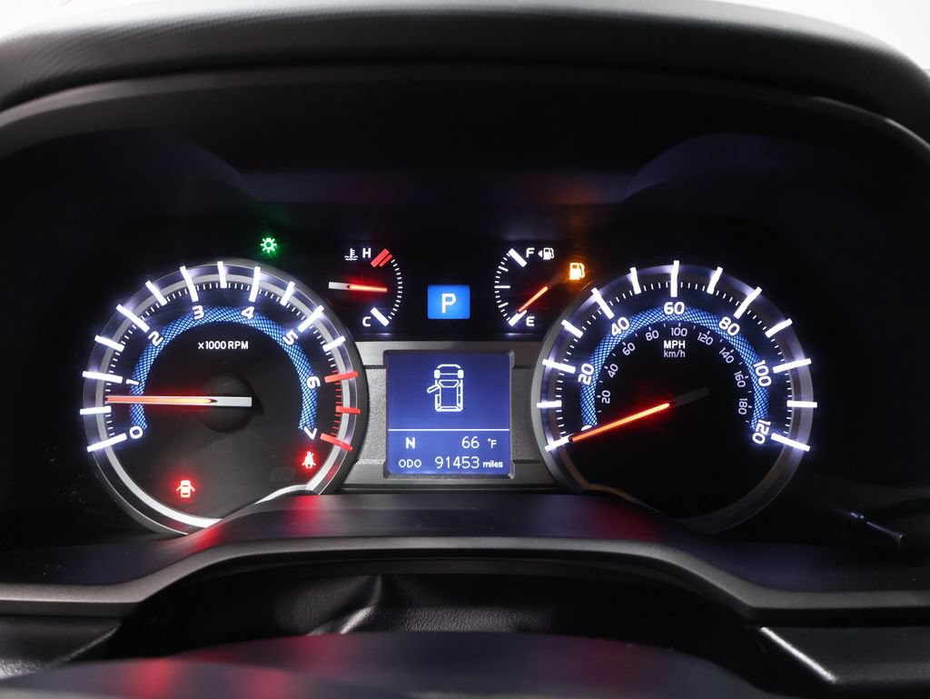 Used 2016 Toyota 4Runner Limited AWD/4WD image 41