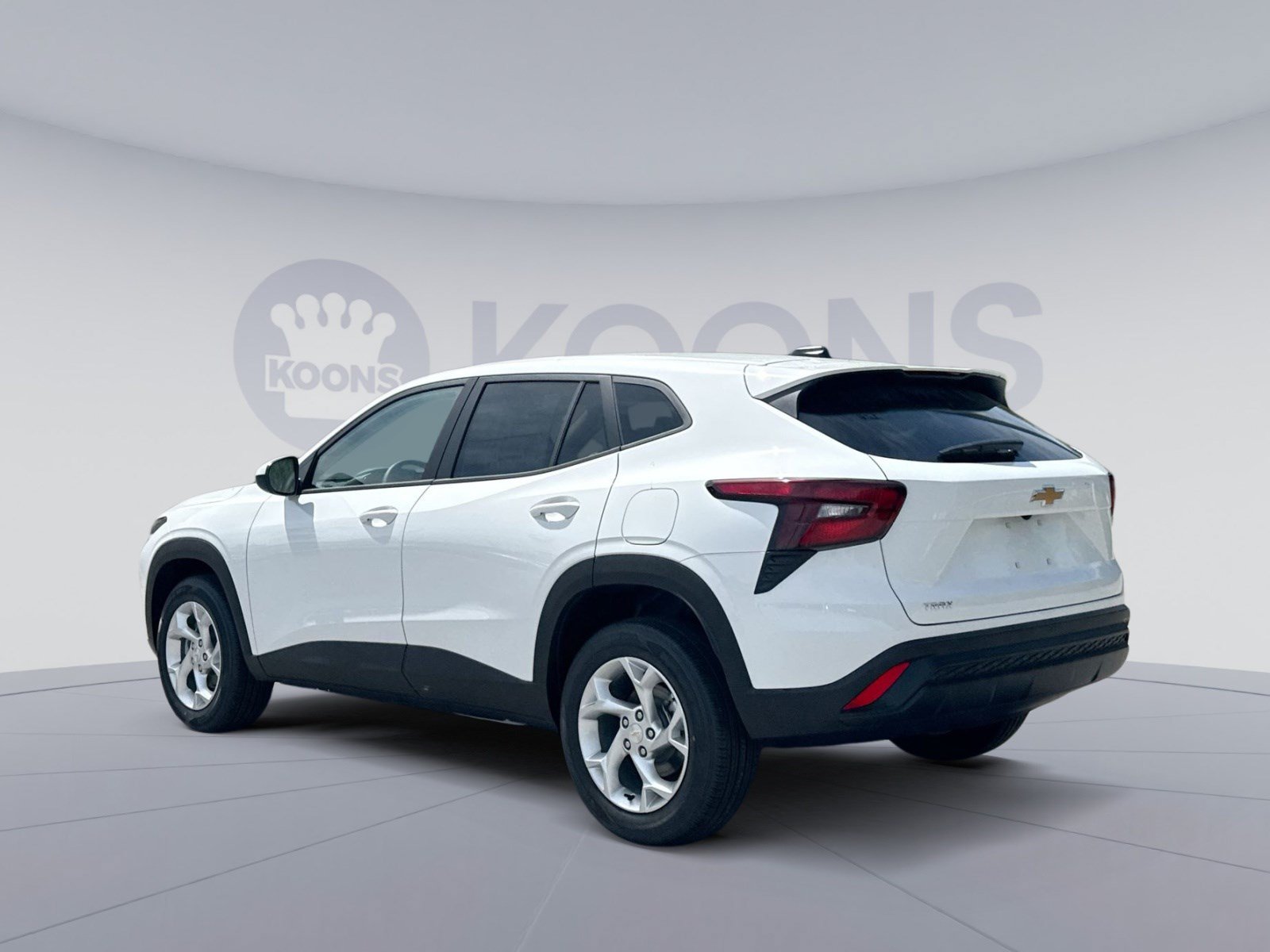 New 2026 Chevrolet Trax LS w/ LS Convenience Package FWD image 4