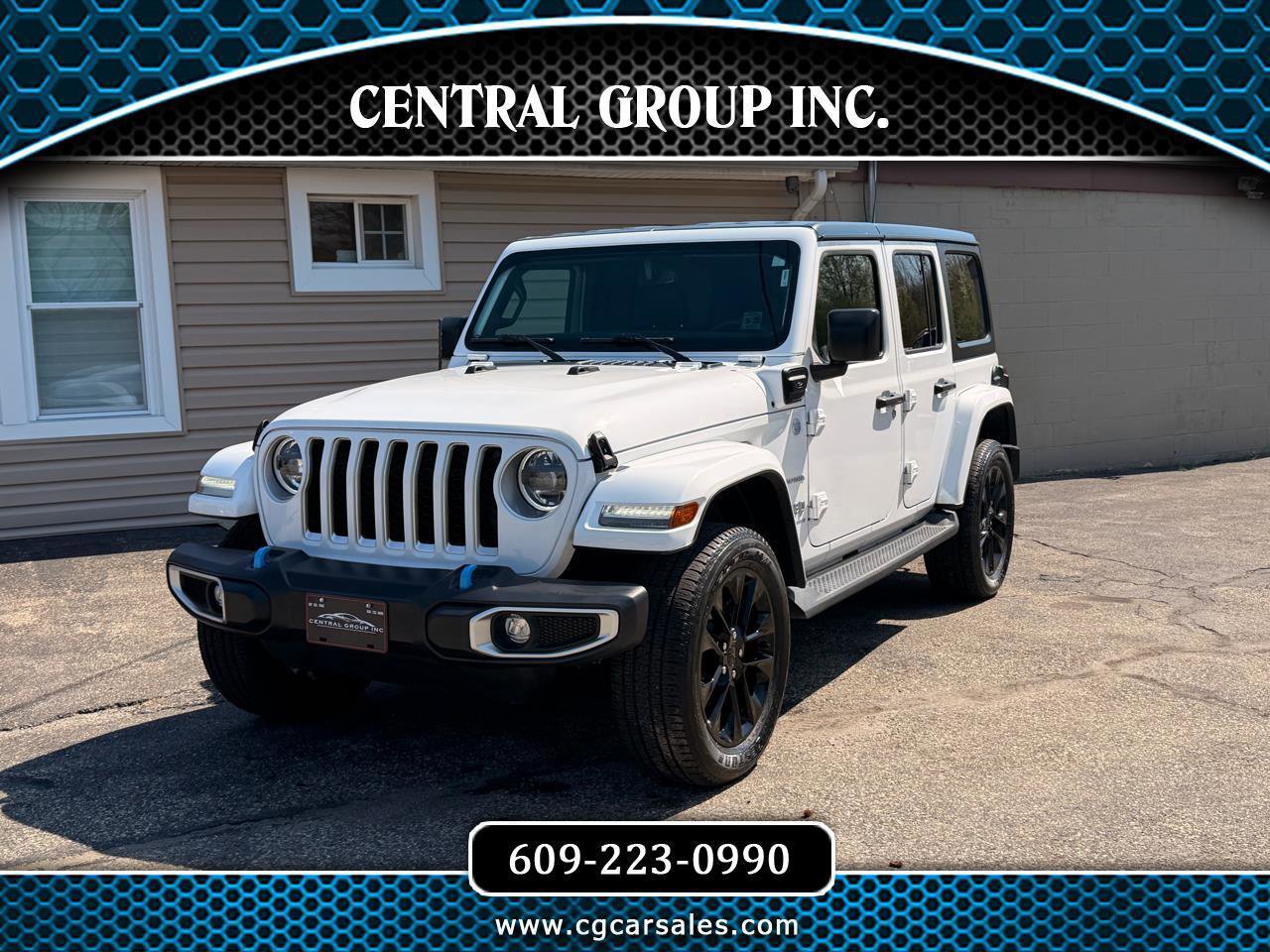 Used 2023 Jeep Wrangler Sahara w/ Cold Weather Group AWD/4WD image 1