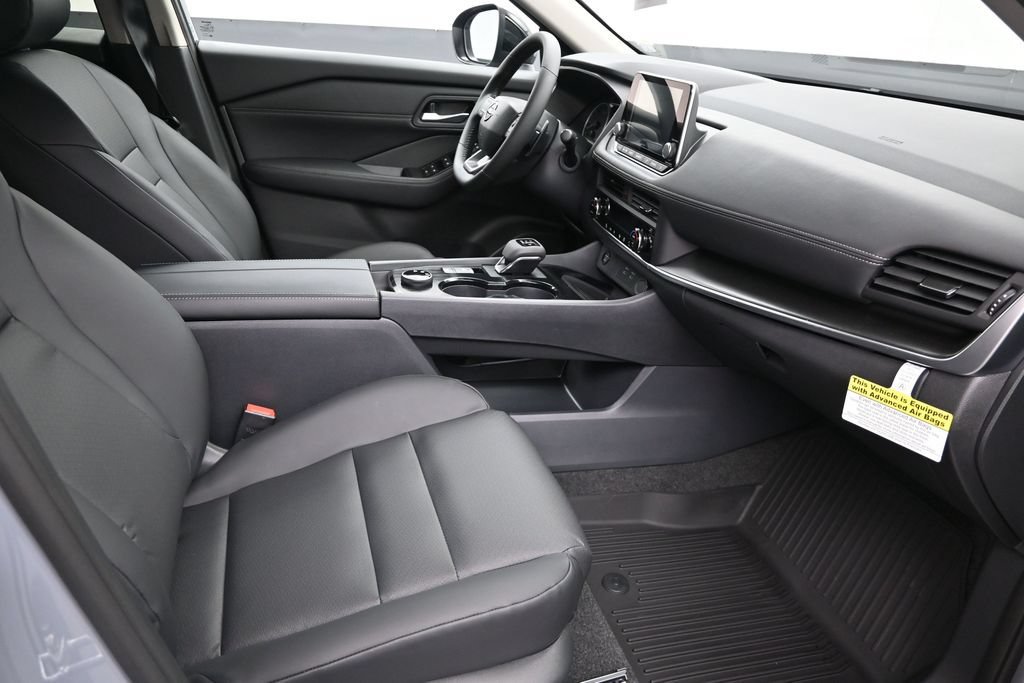 New 2026 Nissan Rogue Dark Armor AWD/4WD image 24