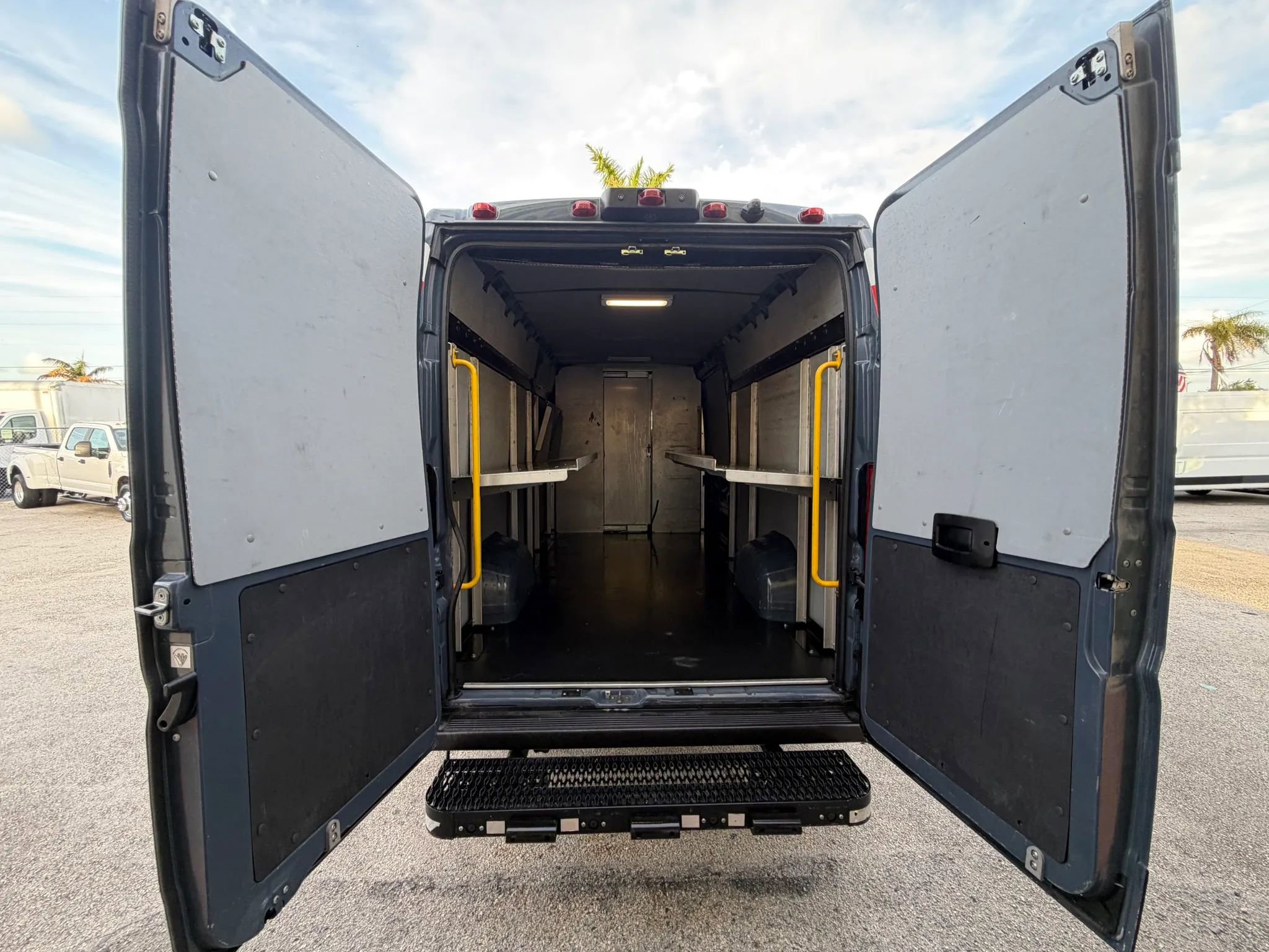 Used 2021 RAM ProMaster 3500 image 5