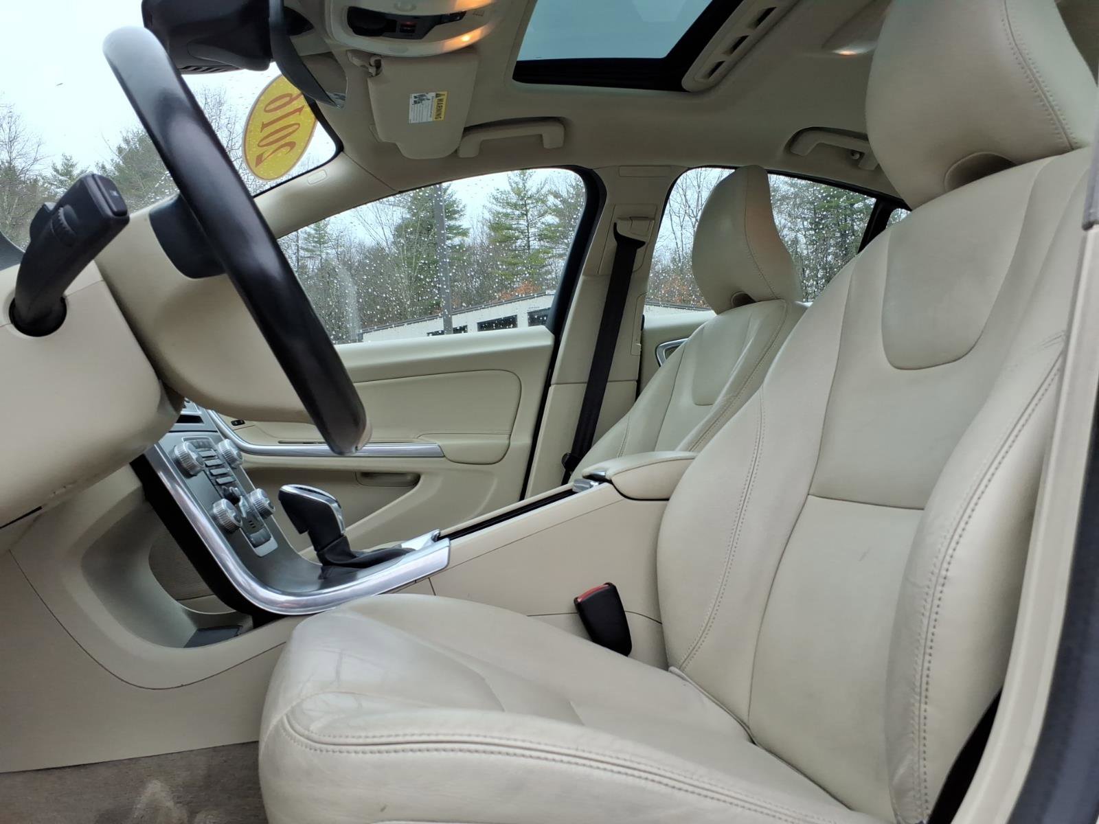 Used 2016 Volvo S60 T5 Premier FWD image 7