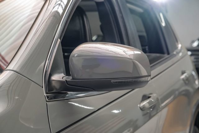 Used 2020 Jeep Cherokee Latitude Plus w/ Comfort/Convenience Group image 36