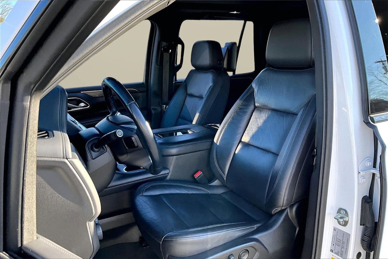 Used 2021 Chevrolet Tahoe Z71 w/ Rear Media and Nav Package image 21