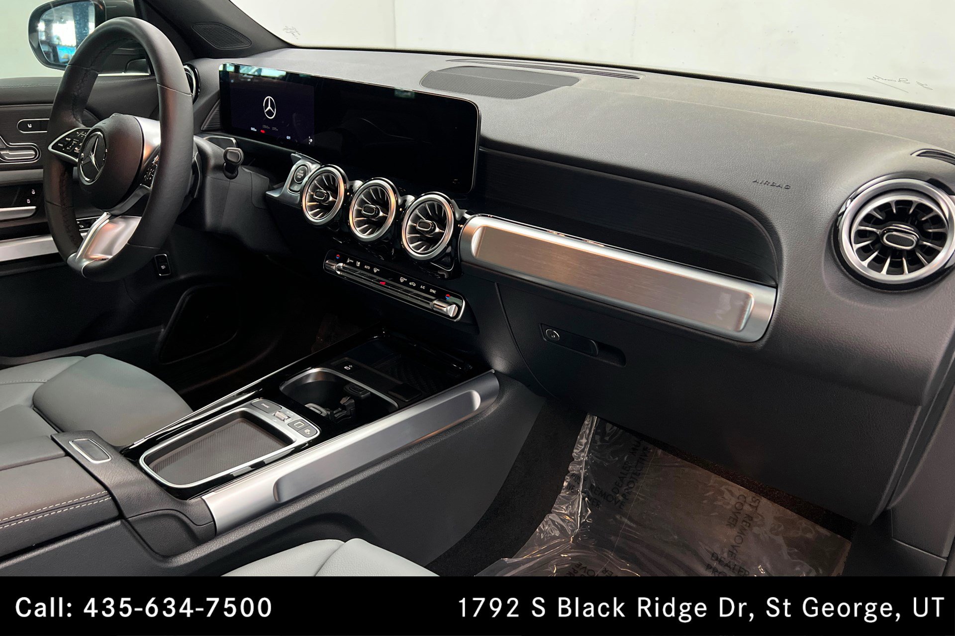 Certified 2026 Mercedes-Benz GLB 250 4MATIC image 24