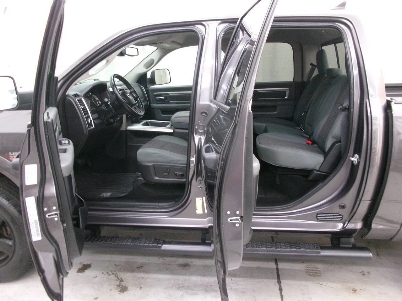 Used 2016 RAM 1500 Outdoorsman AWD/4WD image 20