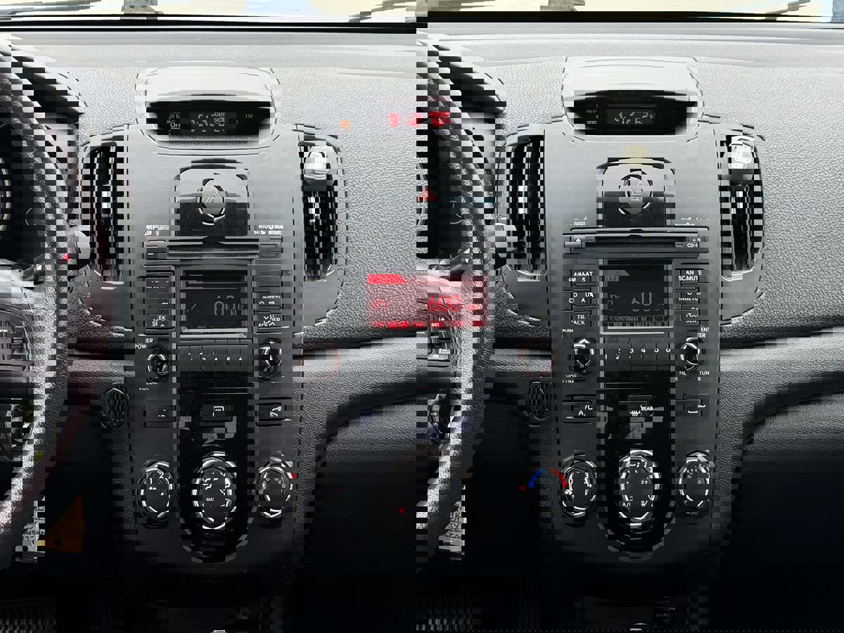 Used 2012 Kia Forte EX image 20