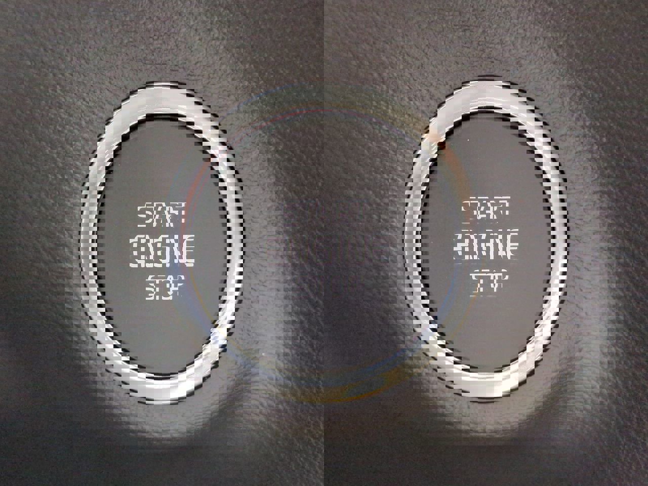 New 2025 Volvo XC40 B5 Core w/ Protection Package Premier image 27