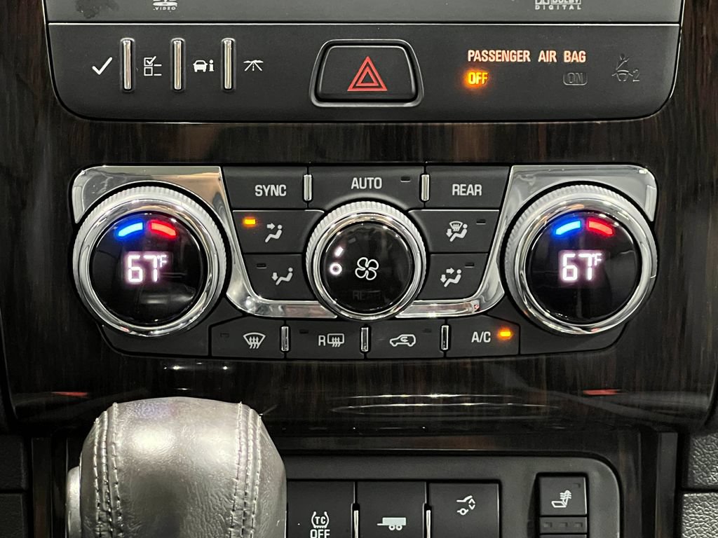 Used 2016 Chevrolet Traverse LT FWD image 26