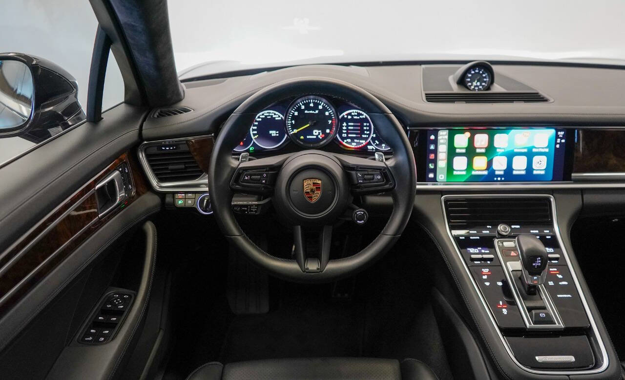 Used 2023 Porsche Panamera Turbo S image 43