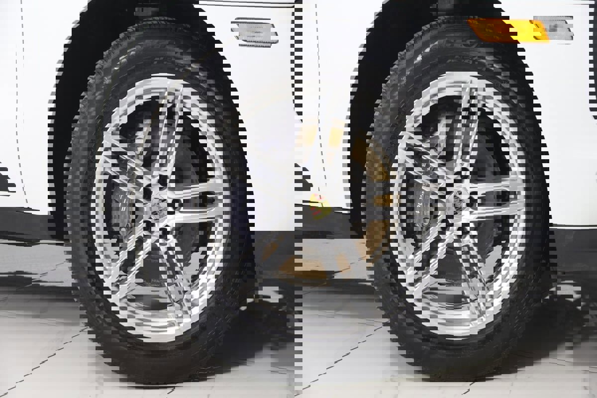 Used 2021 Porsche Macan image 17