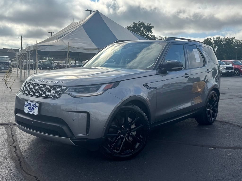 Used 2024 Land Rover Discovery S AWD/4WD image 30