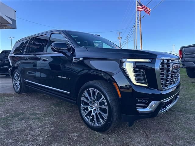 New 2026 GMC Yukon XL Denali w/ Denali Reserve Package image 2