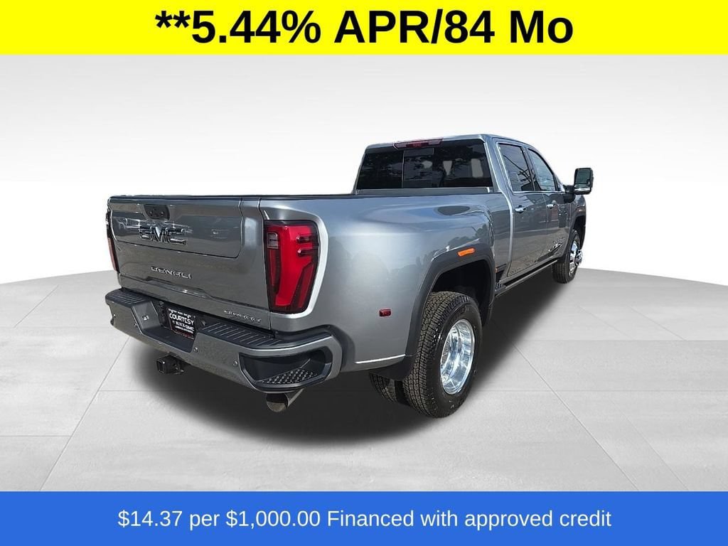 New 2026 GMC Sierra 3500 Denali Ultimate AWD/4WD image 7