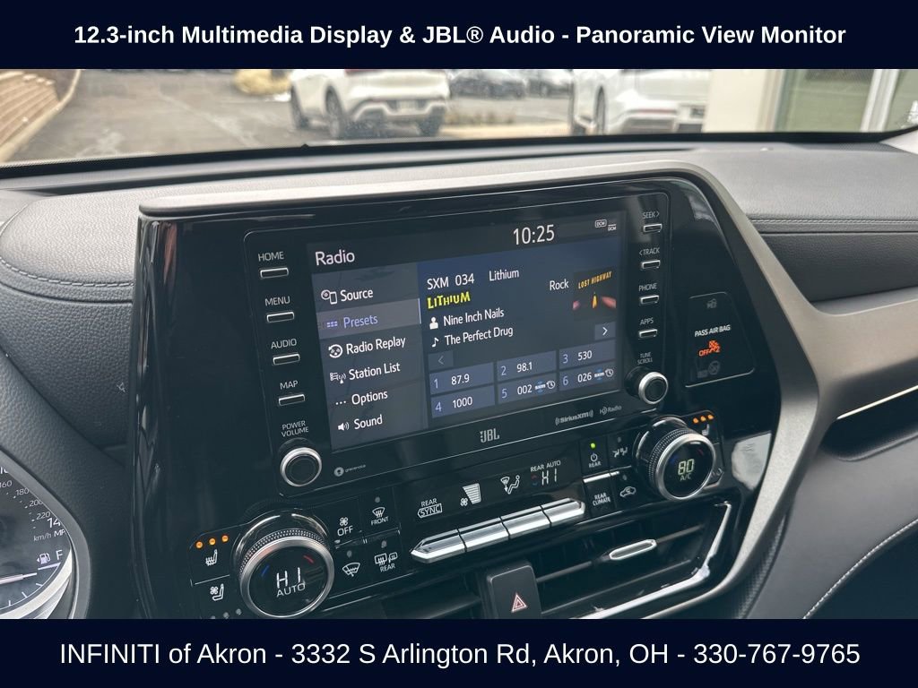 Used 2022 Toyota Highlander Limited AWD/4WD image 57